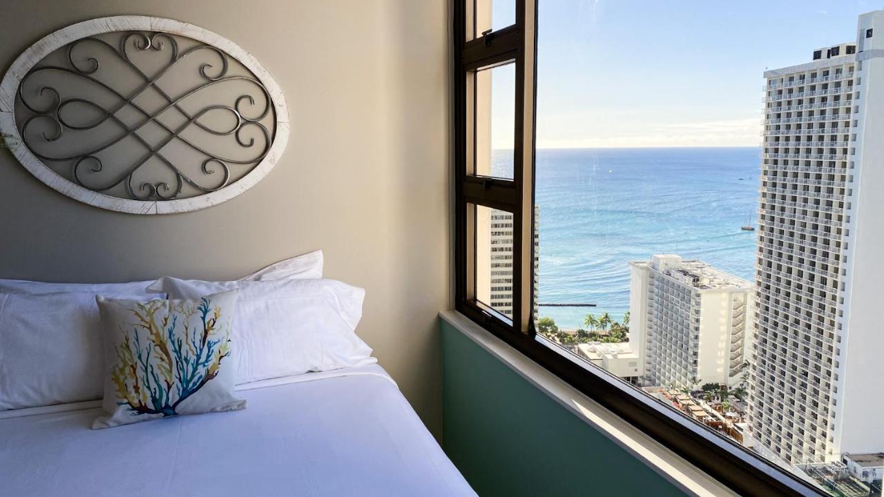 The Makai Suite At The Waikiki Banyan Honolulu Dış mekan fotoğraf